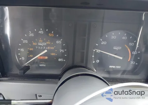 1981 Chevrolet Corvette z USA, uszkodzony, nr VIN 1G1AY8766B5103606